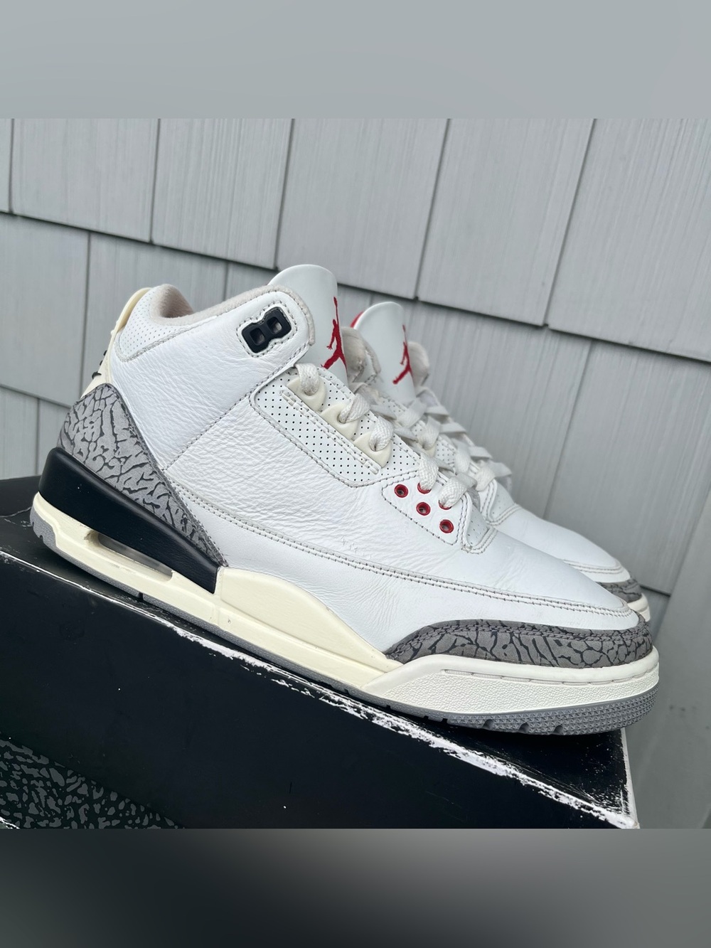 Nike air Jordan 3 reimagined white cement size 9.5